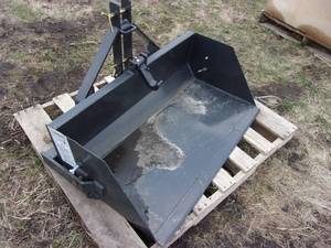 Wolverine 39 3PT Dirt Bucket (UNUSED)