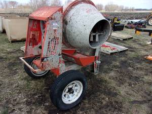 Crown Tow Behind Concrete Mixer