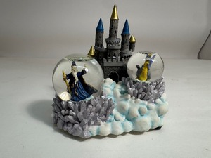 Vintage Westland Camelot musical snow globe with castle, 2 globes, wizard and dragon