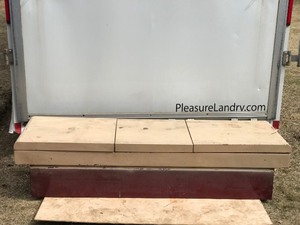 Truck Box with 2 Doors that Open on Each Side