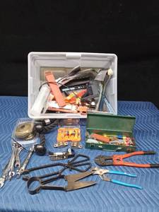 Tote of tools and hardware