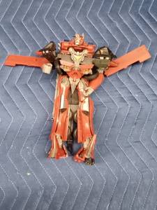 Transformer Dark of the Moon Leader Class Sentinel Prime action figure
