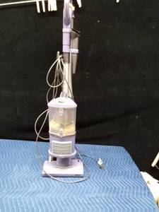Shark vacuum with attachments - WORKS