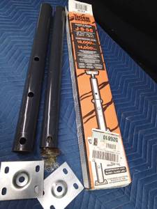 2 New Tiger brand jack posts