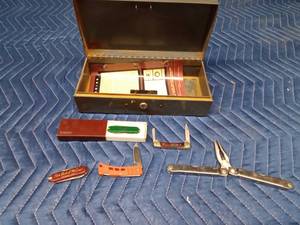 2 Buck knives, B.N. railroad & State Bank of McGregor multi-tool and USA Leatherman