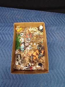 Flat of jewelry and more