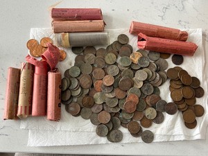 Large Assortment of Lincoln Cents