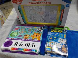 Magnetic Drawing Board, Childrens ...