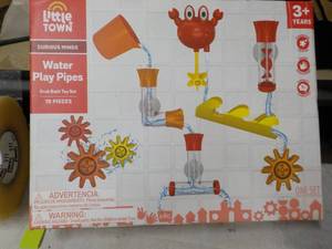 Little Town Water Play Pipes...