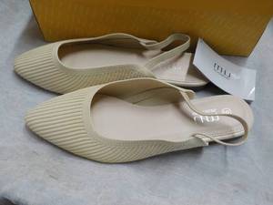 Muss hoe shoes womens size 9...