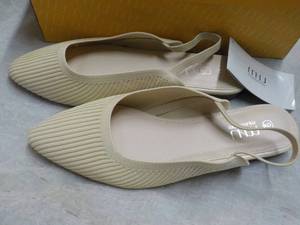 Muss hoe shoes womens size 9...