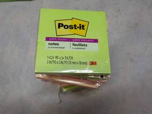 12 Post It 3 Pads...