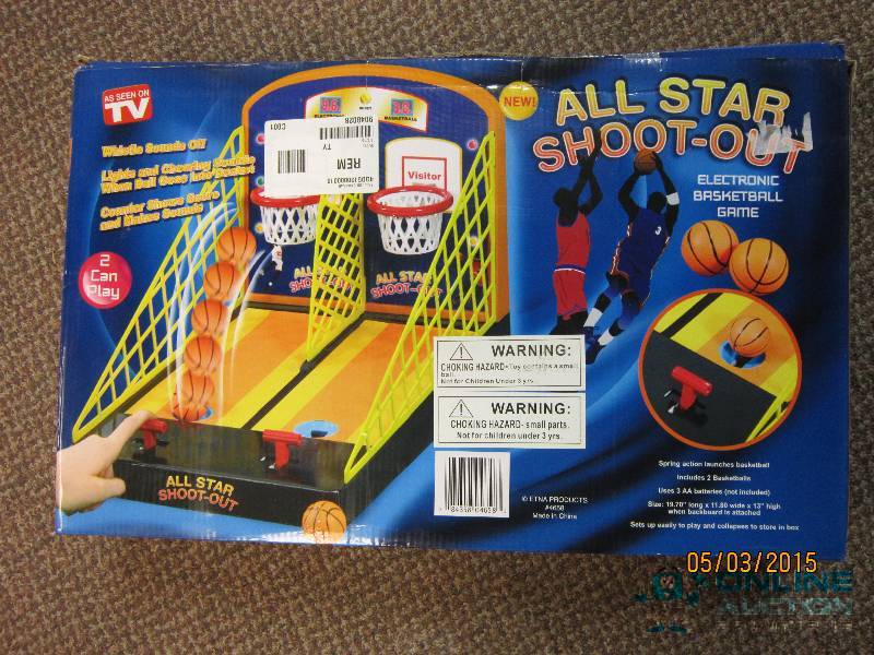 lot 33 image: Mini Basketball Game