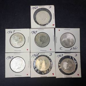 7) 40% silver Kennedy Half Dollars, mixed dates 1.04 oz silver