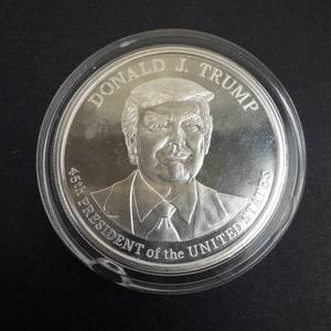 .999 1 oz silver Donald Trump round