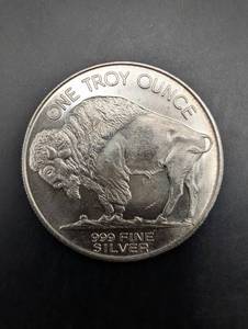 Buffalo Silver Round - 1 oz .999 Fine Silver, Native American Obverse