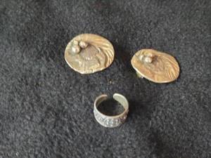 28.5-grams (total) 830 Silver Clip-on Earrings  Ring