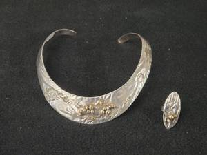 76.9-grams (total) Sterling Silver Collar Necklace  Ring