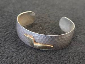 22.9-grams Sterling Silver Cuff Bracelet with Gold Loon Attached