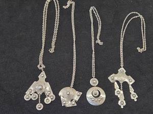 Lot of (4) Pendant Necklaces