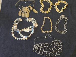 Lot of (7) Necklaces