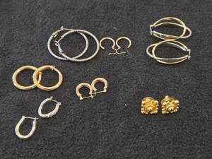 Lot of (7 Sets) Earrings - Gold and Silver toned