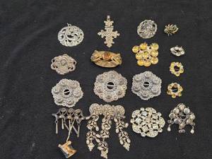 Lot of (17) Jewelry - (14) Pins  (3) Pendants