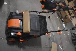 WEN DT1516 16-Inch 15-Amp 2-in-1 Electric Dethatcher and Scarifier with Collection Bag Current price$164.22