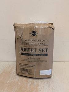NEW LUXURIOUSLY SOFT VELOUR FLANNEL SHEET SET FULL 4PC.