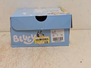 NEW BLUEY TODDLER SHOES SIZE 6 PURPLE