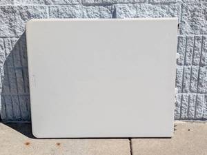 NEW LIFETIME FOLDING PICNIC TABLE