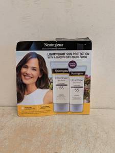 NEUTROGENA ULTRA SHEER DRY TOUCH SUNSCREEN BROAD SPECTRUM SPF55