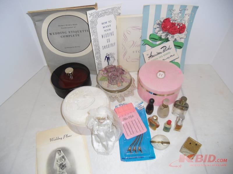 lot 7 image: Vintage Ladies Vanity  Face Powder  Miniature Perfumes  Wedding Planners 40s - 50s