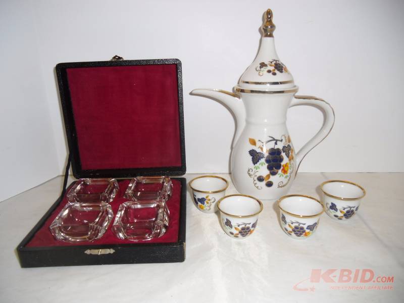 lot 17 image: Classic Japanese Ewer Pitcher with Cups and Boxed Crystal Ashtrays