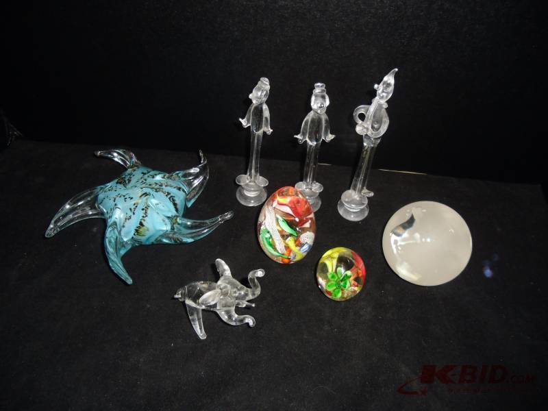 lot 34 image: Collection of Colorful Glass Paperweights & Figurines Elephant & Clowns