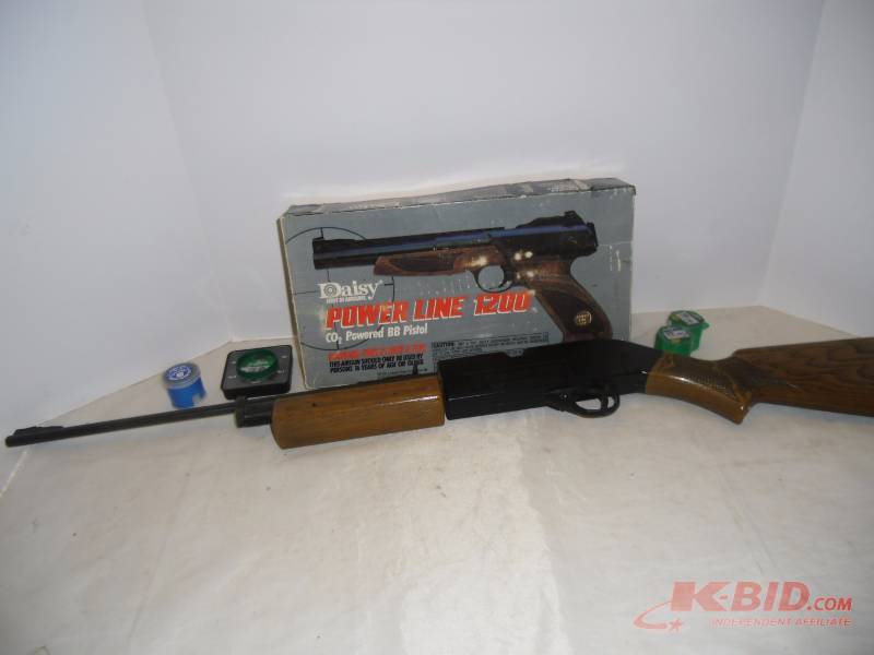 lot 35 image: 2 Vintage Daisy & Crosman 760 BB  Pellet Guns