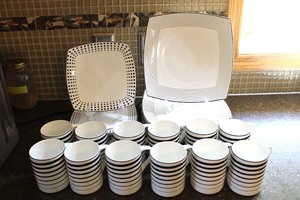 Mikasa Cheers Square China Set