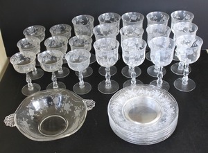 Fostoria Willowmere Glassware Set