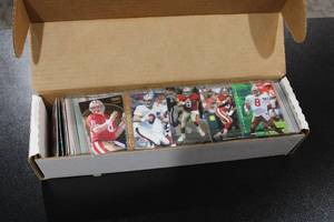 Steve Young Football Investment Card Lot  400 Cards