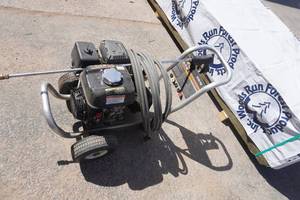 MTM 2700 PSI Gas Powered Pressure Washer