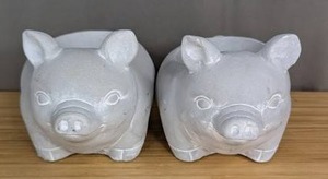 Set of 2 Stone Pig Planters - Brand New