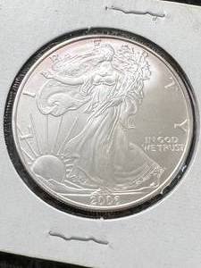 2006 AMERICAN SILVER EAGLE 1 TROY OZ .999 FINE SILVER