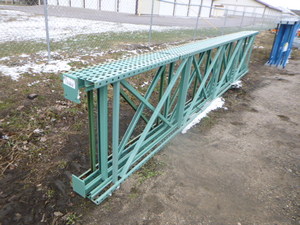 4 Pallet Racking 16 Teardrop Uprights