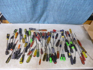 Lot of Assorted Screwdrivers