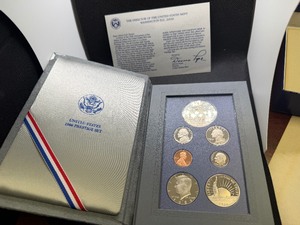 1986 Statue of Liberty Silver Prestige Mint Set in Original U.S. Mint Package with COA - Greysheet Wholesale Value is $91.56