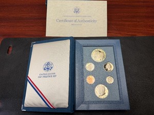 1987 U.S. Constitution Silver Prestige Mint Set in Original U.S. Mint Package with COA - Greysheet Wholesale Value is $91.06
