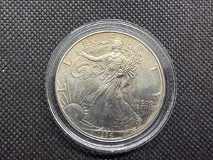 1994 Beautiful Uncirculated 1 Oz. Silver American Eagle  Greysheet Wholesale Value is $112.40