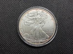 2009 Beautiful Uncirculated 1 Oz. Silver American Eagle  Greysheet Wholesale Value is $96.40