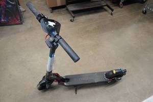 GoTrax Electric Scooter