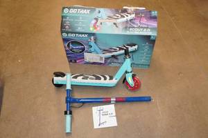 GoTrax Scout 2.0 Kids Electric Scooter